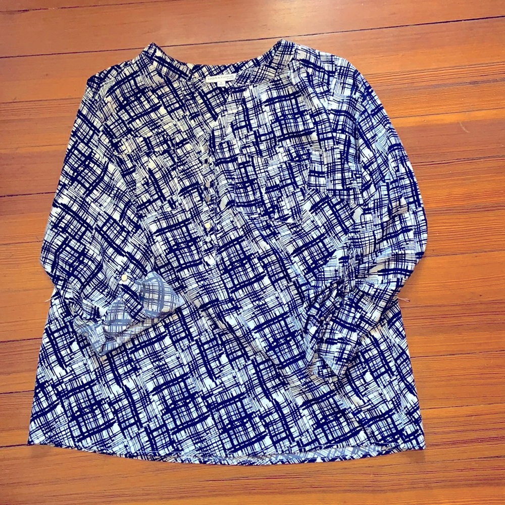 Lovely navy and white tunic